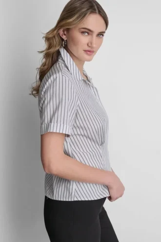 Blusa de popelín a rayas