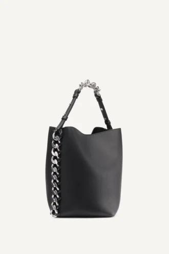 Bolso tipo cubo con cadena Riona