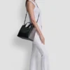 Bolsos Satchel con el logotipo de Willa New York Bolsos Satchel con el logotipo de Willa New York