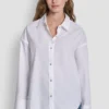 Camisa de manga larga con botones y pedrería Camisa de manga larga con botones y pedrería