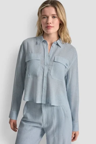 Camisa de mezcla de lino con botones en la parte delantera