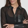 Camisa semitransparente con paneles de imitación de cuero