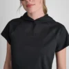 Camiseta con capucha de malla y logotipo Camiseta con capucha de malla y logotipo