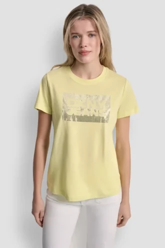 Camiseta con logo apilado y pedrería de DKNY Vaqueros
