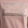 Camiseta con logo apilado y pedrería de DKNY Vaqueros Camiseta con logo apilado y pedrería de DKNY Vaqueros