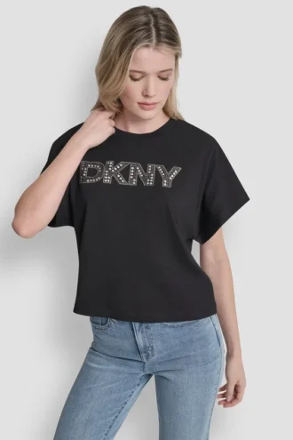 Camiseta con logotipo de cristales