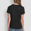 Camiseta con logotipo de ojales superpuestos de DKNY Camiseta con logotipo de ojales superpuestos de DKNY