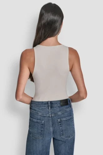 Camiseta sin mangas con adornos de pedrería Ombré