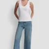 Camiseta sin mangas con cuello en V y pedrería Camiseta sin mangas con cuello en V y pedrería