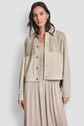 Chaqueta con flecos