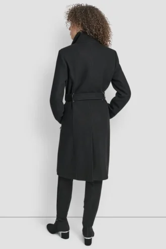 Chaqueta cruzada de lana con inserciones Chaqueta cruzada de lana con inserciones