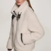 Chaqueta de sherpa con cremallera y cuello con hebillas Chaqueta de sherpa con cremallera y cuello con hebillas