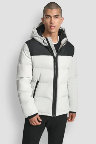 Chaqueta plumífera con logotipo