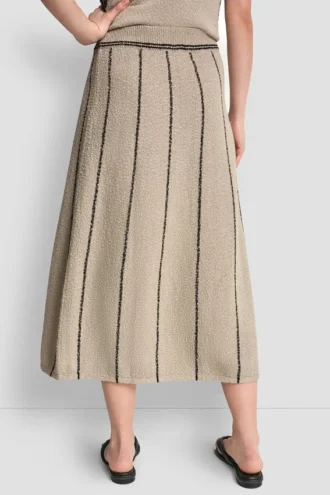 Falda Maxi sin cremallera con detalles de rayas Falda Maxi sin cremallera con detalles de rayas