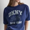 Jersey con logo DKNY 1989 con tachuelas Jersey con logo DKNY 1989 con tachuelas