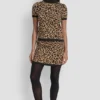 Jerséis de jacquard con estampado de leopardo, cuello alto y mangas casquillo Jerséis de jacquard con estampado de leopardo, cuello alto y mangas casquillo
