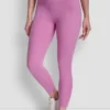 Leggings de talle alto con logo y largo 7/8 Leggings de talle alto con logo y largo 7/8