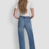 Pantalón de talle alto y pierna ancha con bolsillos de parche