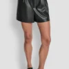 Pantalones cortos de imitación de piel Pantalones cortos de imitación de piel