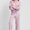 Pantalones cortos de talle alto con logotipo metálico en burbujas Pantalones cortos de talle alto con logotipo metálico en burbujas