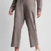 Pantalones cortos de talle alto con logotipo metálico en burbujas Pantalones cortos de talle alto con logotipo metálico en burbujas