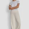 Pantalones de pierna ancha con rayas de lentejuelas Pantalones de pierna ancha con rayas de lentejuelas