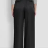 Pantalones de talle alto con pliegues y pierna ancha Pantalones de talle alto con pliegues y pierna ancha