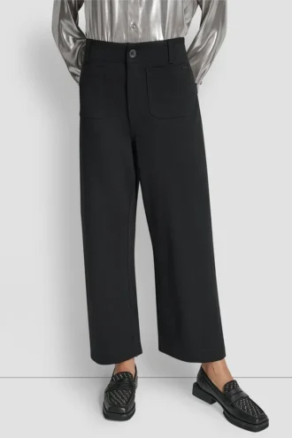 Pantalones de talle alto, corte cropped y pierna ancha