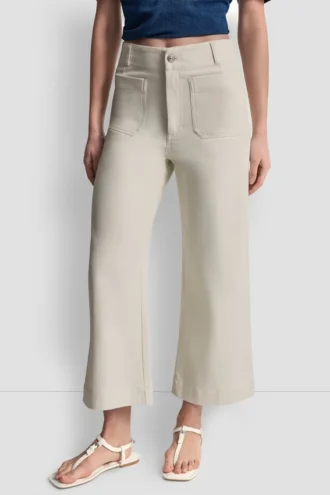 Pantalones de talle alto, corte cropped y pierna ancha