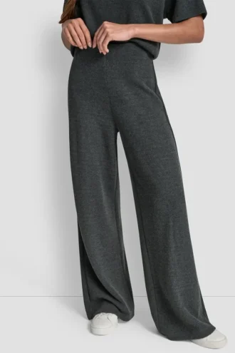 Pantalones de talle alto y pierna ancha