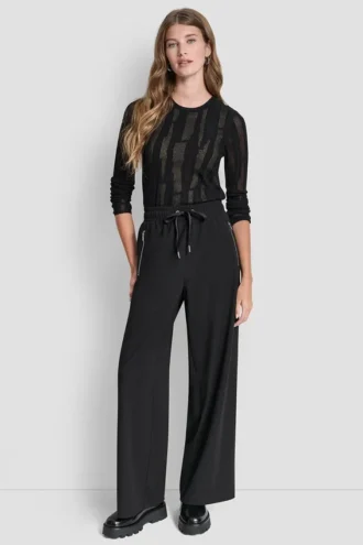 Pantalones de talle alto y pierna ancha