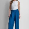 Pantalones de talle medio y pierna ancha Pantalones de talle medio y pierna ancha