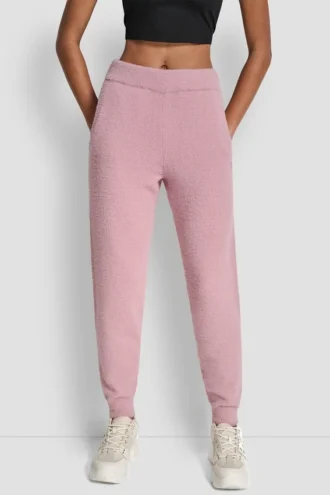 Pantalones Jogger de hilo de plumas con bolsillos y logotipo a tono