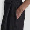 Pantalones plisados a rayas Pantalones plisados a rayas