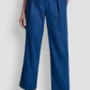 Pantalones plisados de cintura media con cinturilla con lazo Pantalones plisados de cintura media con cinturilla con lazo