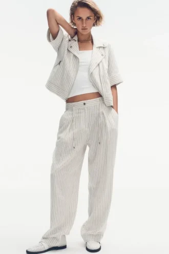 Pantalones plisados de mezcla de lino a rayas
