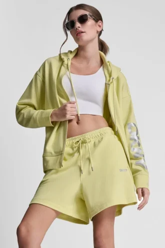 Sudadera con capucha y cremallera completa con logotipo metalizado
