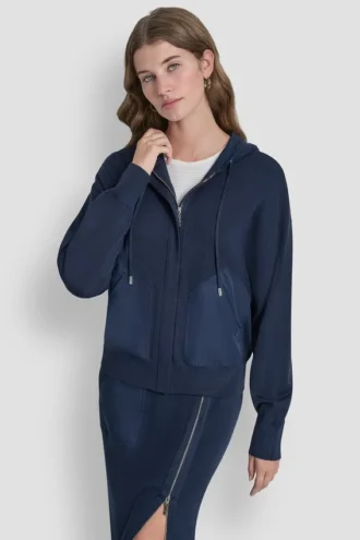 Sudadera con capucha y cremallera de hombros caídos