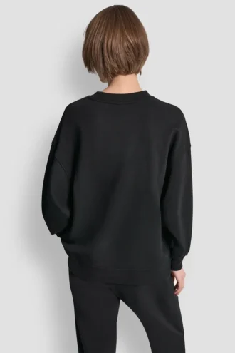 Sudadera con logotipo universitario