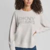 Sudadera de cuello redondo con logotipo de DKNY con pedrería Sudadera de cuello redondo con logotipo de DKNY con pedrería