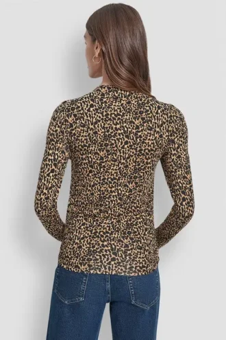 Top de manga larga con cuello alto y fruncido lateral con Pedrería