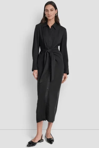 Vestido camisero de mangas largas con botones en la parte delantera y teñido en prenda