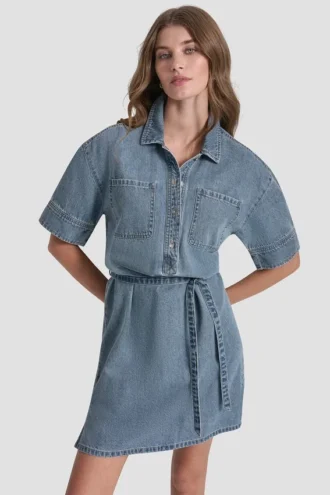 Vestido camisero vaquero con botones en la parte delantera