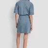 Vestido camisero vaquero con botones en la parte delantera Vestido camisero vaquero con botones en la parte delantera