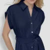 Vestido midi con botones en la parte delantera Vestido midi con botones en la parte delantera