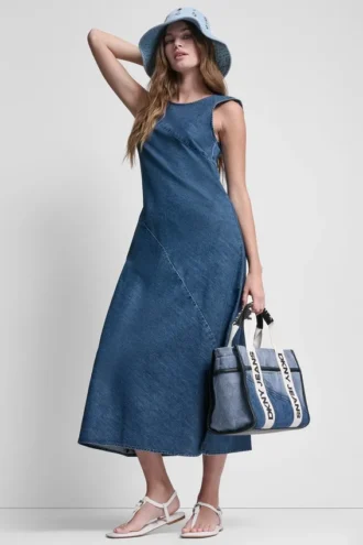 Vestido midi sin mangas de denim