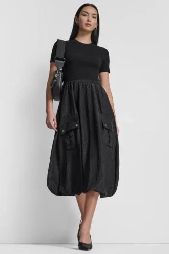 Vestido midi tipo burbuja con bolsillos cargo de mezcla de tejidos
