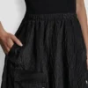Vestido midi tipo burbuja con bolsillos cargo de mezcla de tejidos Vestido midi tipo burbuja con bolsillos cargo de mezcla de tejidos