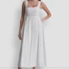 Vestido sin mangas con costuras y lazo en la espalda